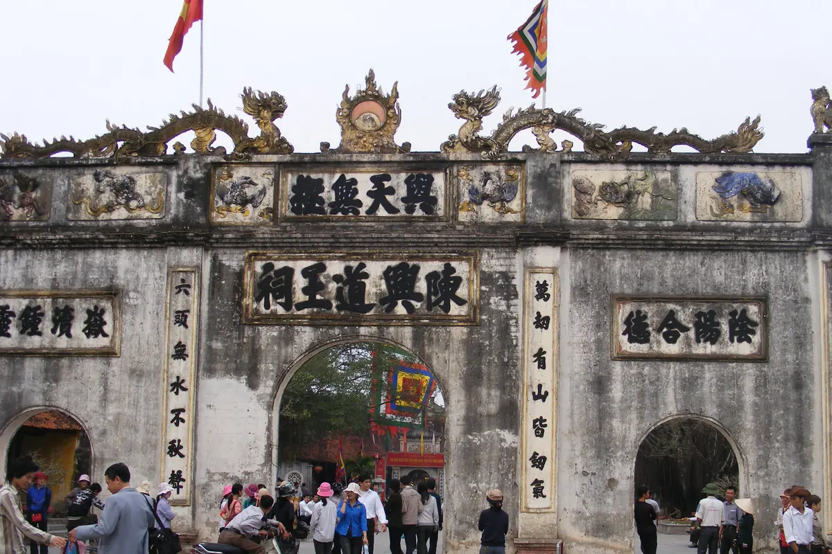 The main gate of Kiep Bac temple, dedicated to Tran Hung Dao