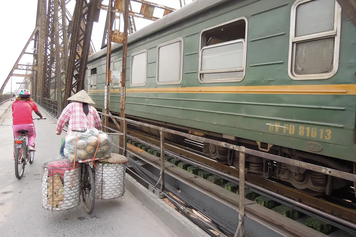 A Hai Phong-bound train crossing Long Bien Bridge in Hanoi, March 2012