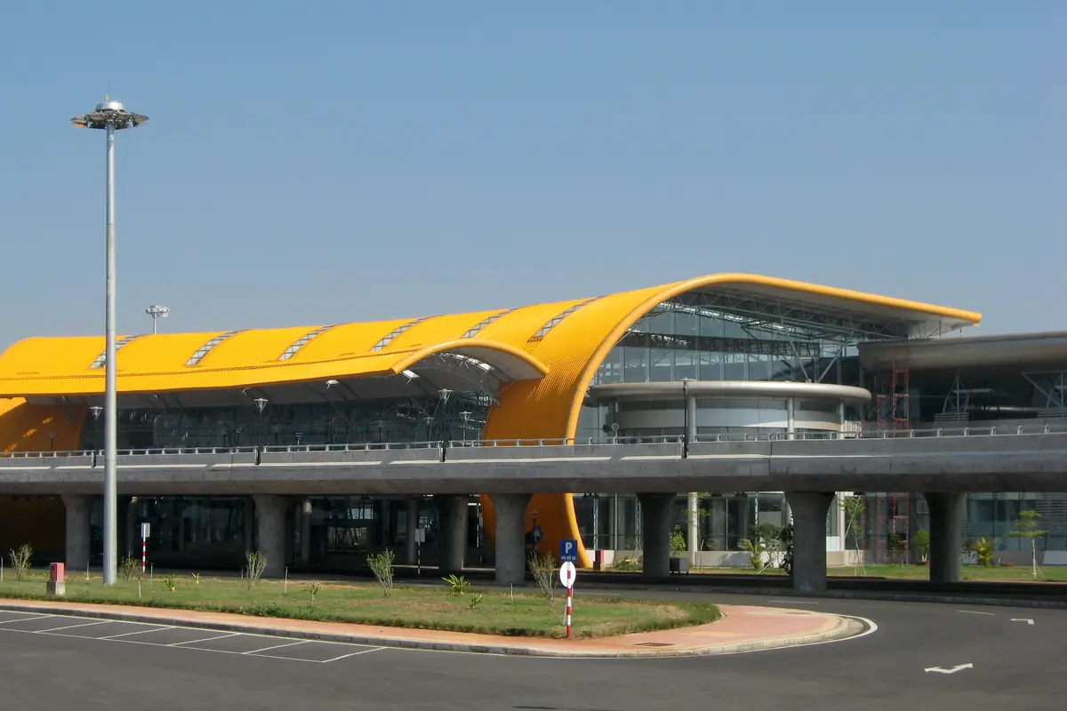 Lien Khuong Airport terminal near Da Lat, 2011