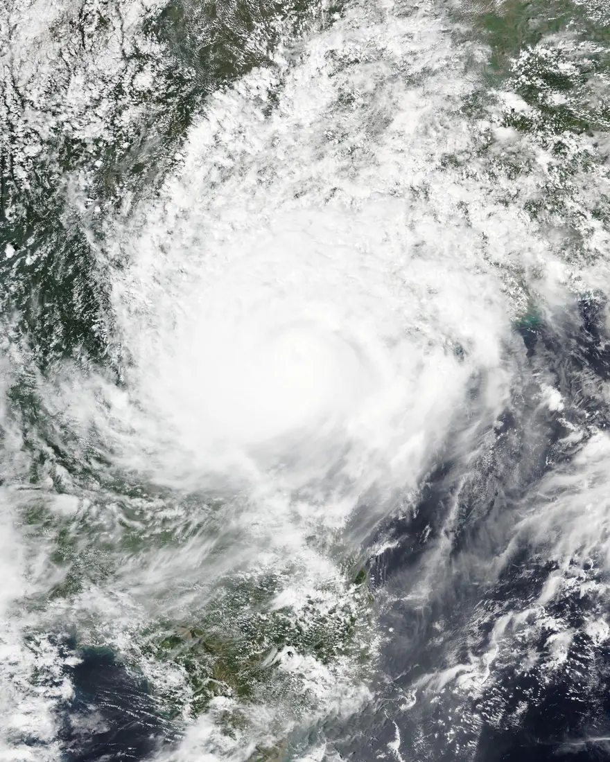 Satellite image of Typhoon Yagi making landfall around Hai Phong and Quang Ninh on 7 September 2024